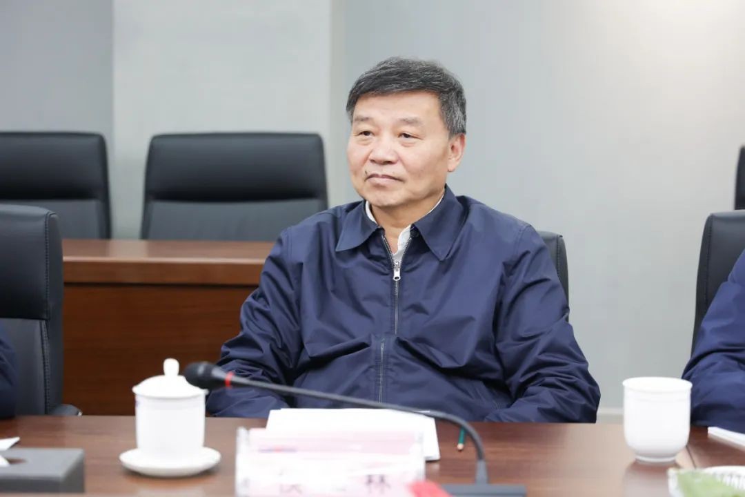 中国人民银行调研组调研山河智能