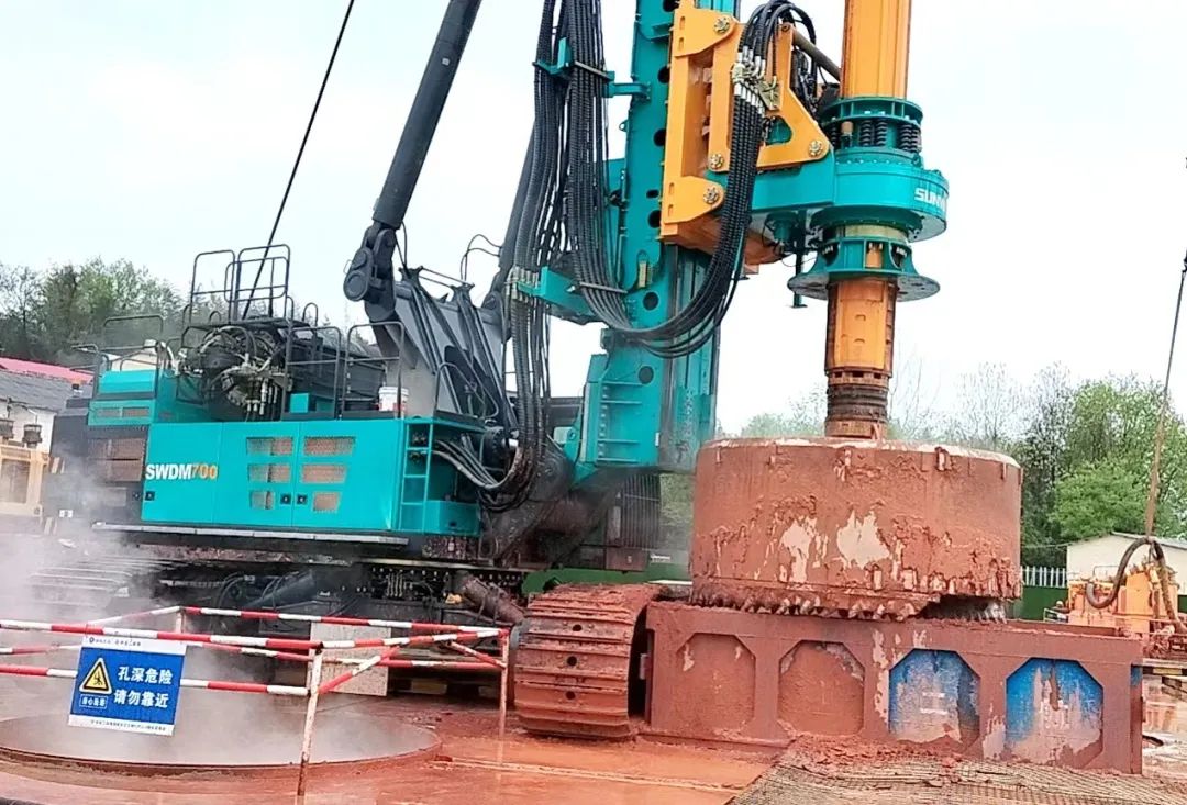 再啃“硬骨头”！山河智能“超级桩备”助建燕矶长江大桥