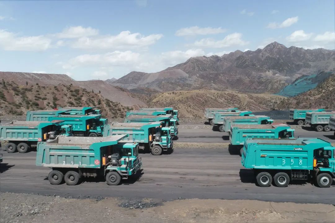 图集 | “山河绿”满矿山！山河智能矿山成套装备实力“亮剑”