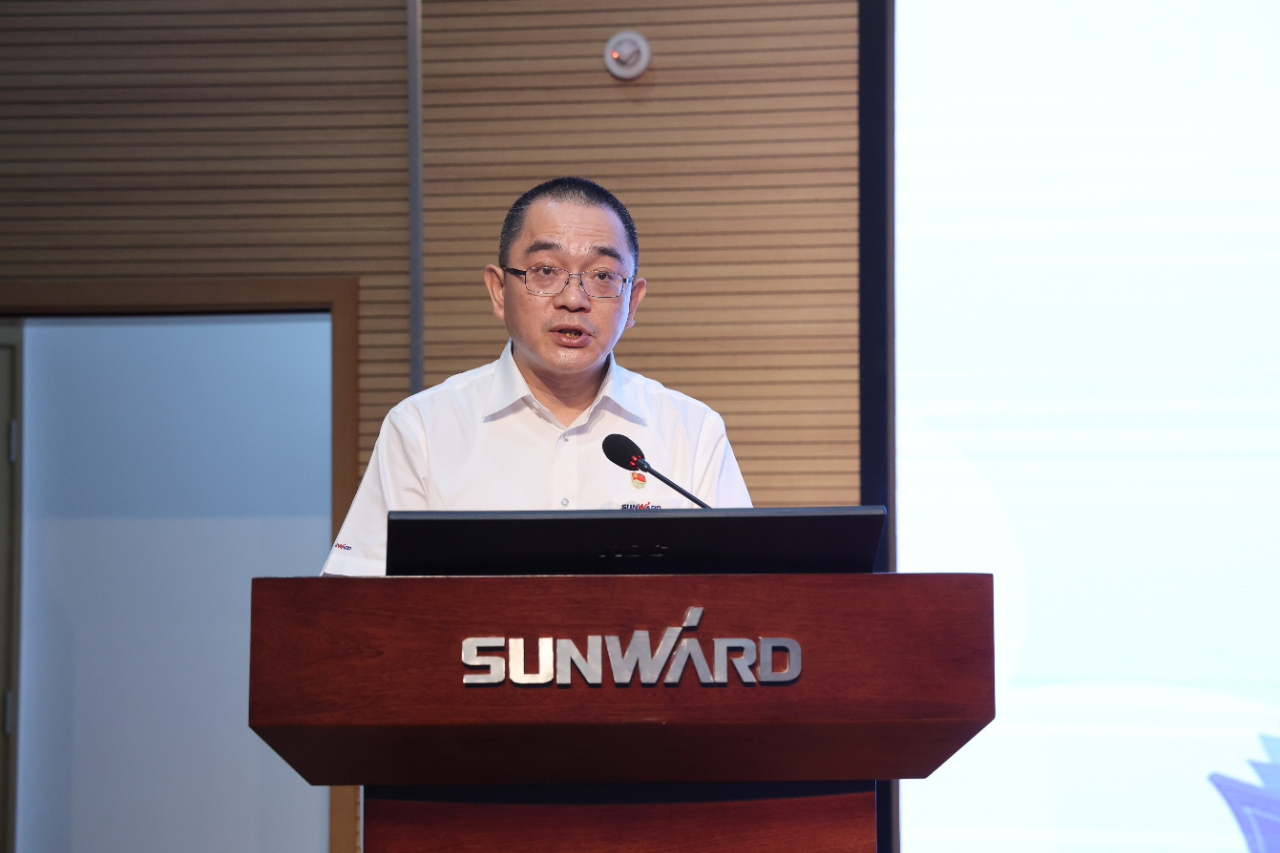 缤纷“暑”假，不负所“托”！山河智能职工子女暑期托管班结业啦 (嗯～啊～轻一点丝瓜视频)