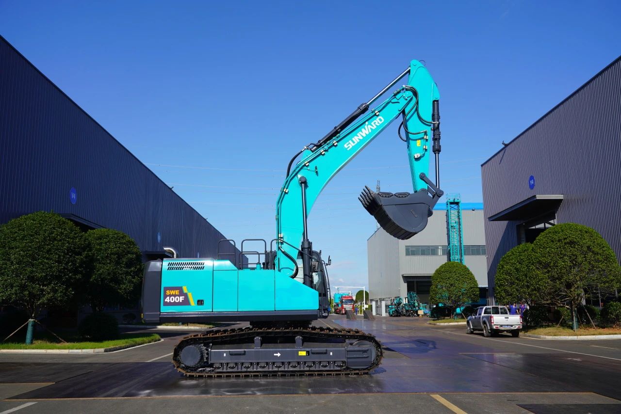 口碑超赞！山河智能SWE400F挖掘机荣获工程机械明星产品大奖